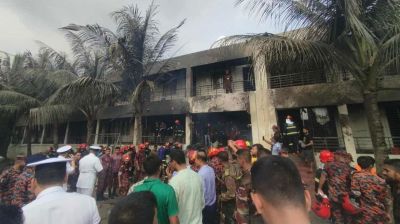 মাইলস্টোন দুর্ঘটনায় নিখোঁজ এক অভিভাবক