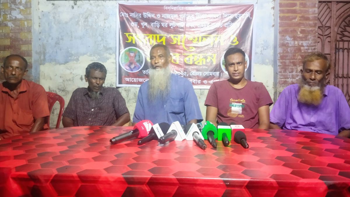 মান্দায় বস্তাবন্দি নাটক সাজিয়ে সৎ ভাইকে ফাঁসানোর অভিযোগ