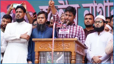 রাষ্ট্রের কাছে স্বাভাবিক মৃত্যুর নিশ্চয়তা চাইলেন হাসনাত