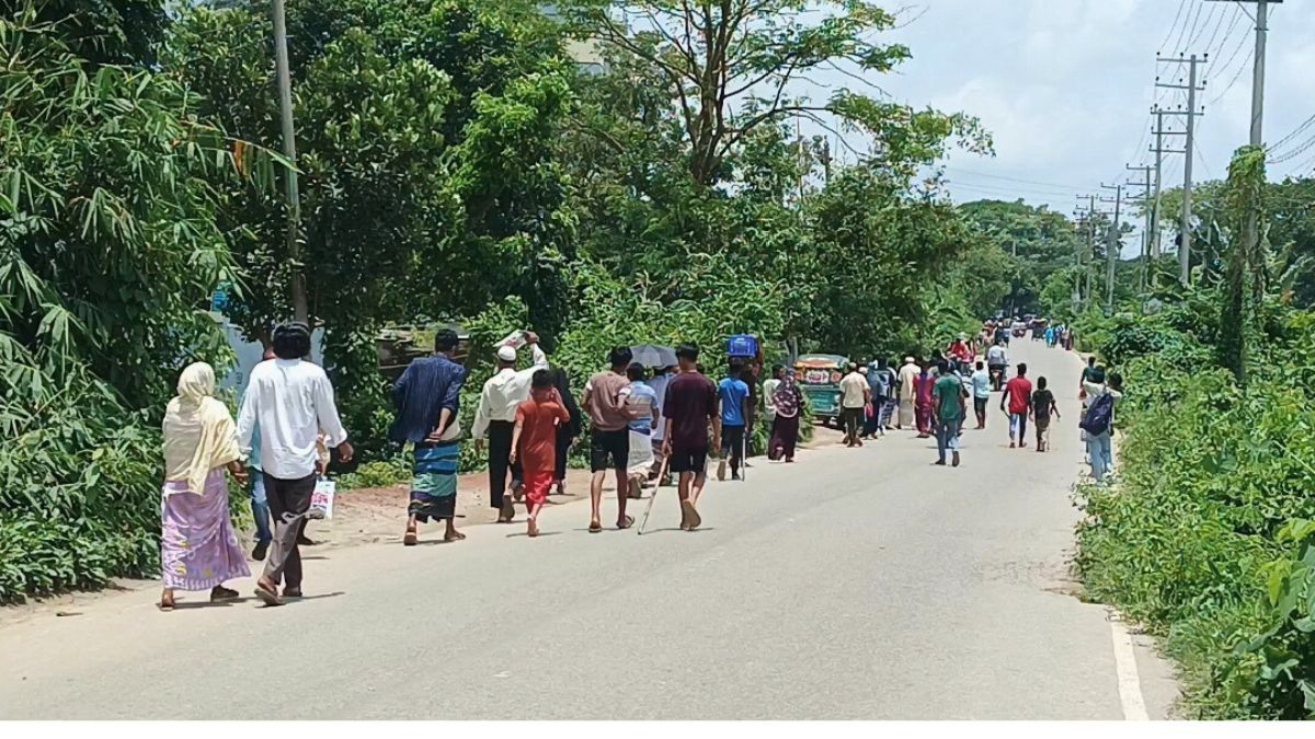 সরাইলে অনির্দিষ্টকালের কর্মবিরতিতে সিএনজি চালকরা