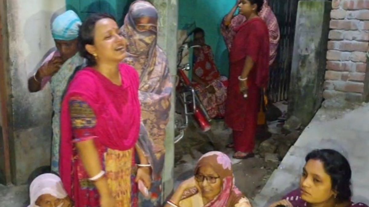 মাগুরায় ব্যবসায়ীকে গলাকেটে হত্যা