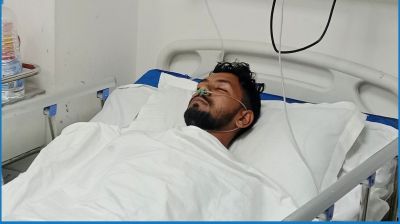 তুচ্ছ ঘটনায় মারপিট, হাসপাতালে কাতরাচ্ছেন রিকশাচালক হাসান