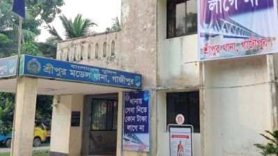 বন্ধ কারখানায় ‘ডাকাতির প্রস্তুতিকালে’ আটক ৬, গণধোলাই