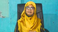 নারায়ণগঞ্জে অধ্যক্ষের বিরুদ্ধে সরকারি বই বিক্রির অভিযোগ