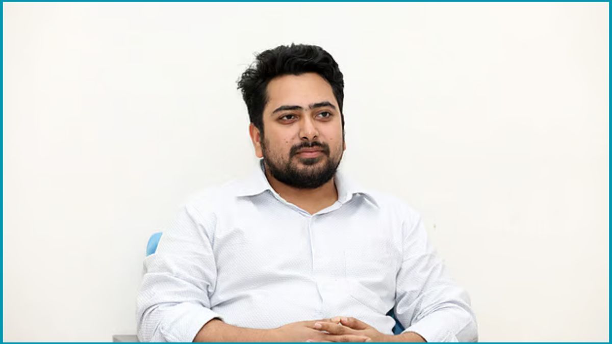 রাজনীতিতে আলোচনা, বিতর্ক, অভিযোগ-পাল্টা অভিযোগে বাড়ছে অস্থিরতা
