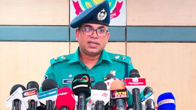 ‘ষড়যন্ত্রমূলক’ বৈঠকের তদন্ত চলছে, আগস্টে শঙ্কা নেই