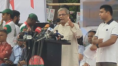 শেখ হাসিনা ভারত থেকে হুমকি দিচ্ছে, বাংলাদেশ আক্রমণ করবে : মির্জা ফখরুল
