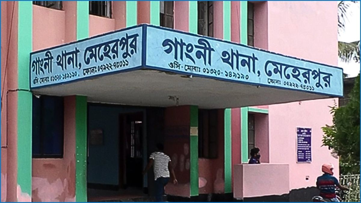 মেহেরপুরে ককটেল ফাটিয়ে সড়কে আবারও গণডাকাতি