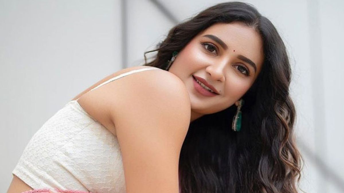 বাথরুমে গিয়ে কেন কাঁদতেন শুভশ্রী