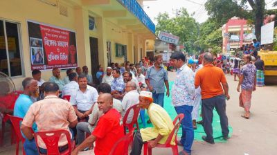 সৈয়দপুরে পৌরকর্মীর ওপর হামলার প্রতিবাদে কর্মবিরতি
