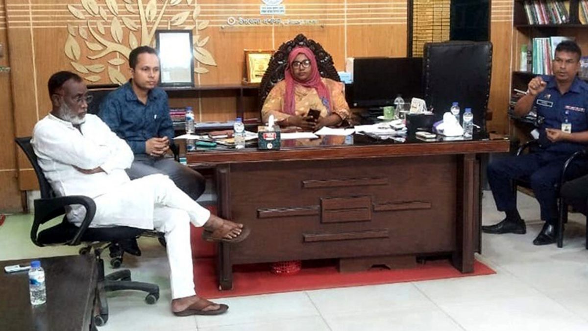 মণিরামপুরে কোচবিলের ঘের নিয়ে জলাবদ্ধতার সমাধান