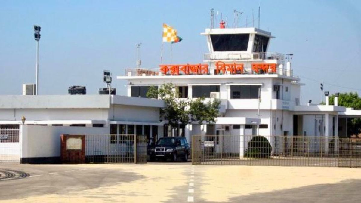 অক্টোবরেই কক্সবাজার বিমানবন্দর থেকে আন্তর্জাতিক ফ্লাইট চালু হবে : বাণিজ্য উপদেষ্টা