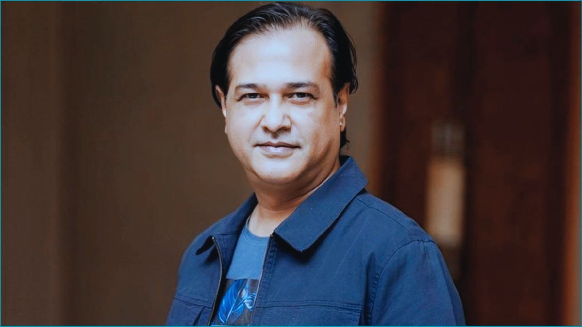 নির্লজ্জদের জন্যই মন্ত্রীদের চেয়ার : আসিফের ক্ষোভ