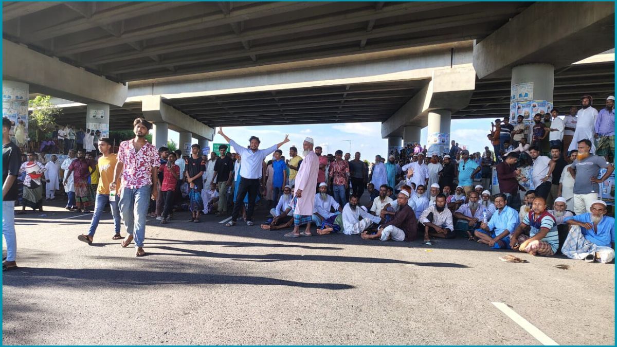 ভাঙ্গায় সড়ক অবরোধ, ঢাকা-খুলনা-বরিশাল রুটে যান চলাচল বন্ধ