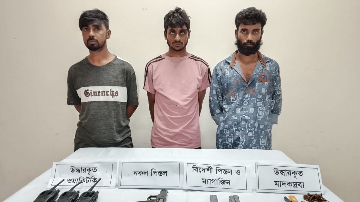 মেহেরপুরে কিশোর গ্যাং প্রধানসহ ৩ সদস্য আটক