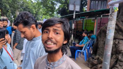 'শুধু ছাত্রদলকে সুবিধা দিতে আইন পাল্টাচ্ছে ইসি'