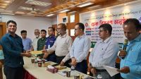 চাঁদপুরে ১৯ সাংবাদিক পেলেন ১৩ লাখ টাকার অনুদান