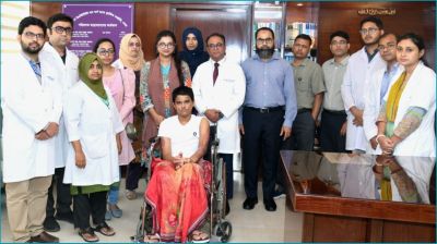 ৪৫ শতাংশ পুড়ে যাওয়া রোহান সুস্থ হয়ে বাসায় ফিরলেন