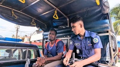 কুয়াকাটা সৈকতে নারী পর্যটকদের গোসলের ভিডিও ধারণ, যুবকের কারাদণ্ড