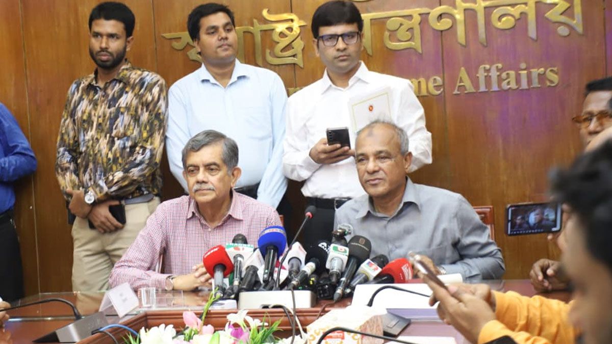 রাকসু-চাকসু নির্বাচন শান্তিপূর্ণ হবে : স্বরাষ্ট্র উপদেষ্টা