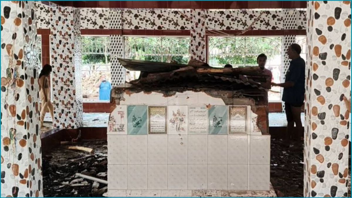 কুমিল্লায় ৪ মাজারে ভাঙচুরের ঘটনায় ২২০০ জনের বিরুদ্ধে মামলা