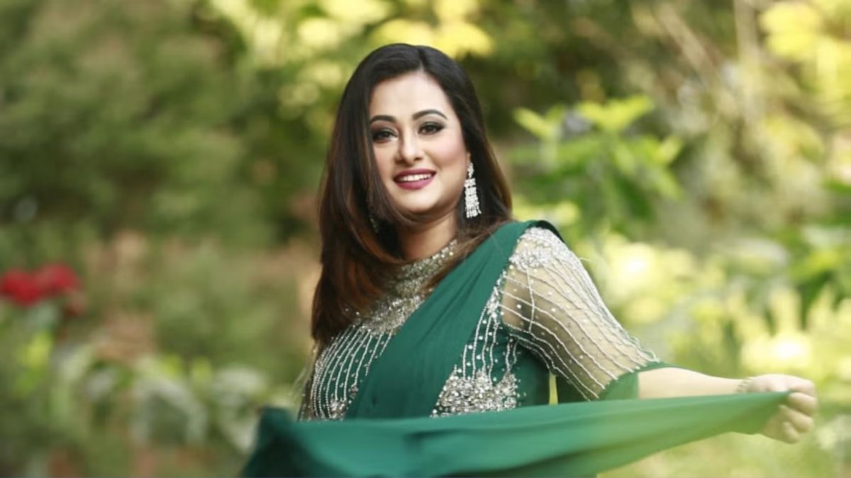 ‘ভুঁইফোড় অ্যাওয়ার্ডে আমি যাই না’ খোলাখুলি বললেন পূর্ণিমা