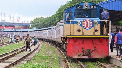 পূজার ছুটিতে পূর্বাঞ্চলে ৪ জোড়া বিশেষ ট্রেন