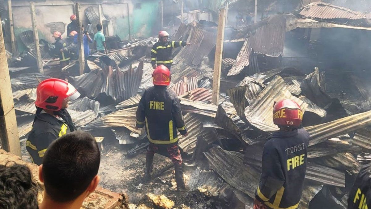টঙ্গী অগ্নিকাণ্ডে আহত ফায়ারফাইটারদের চিকিৎসা দিতে ঢাকায় সিঙ্গাপুরের ডাক্তার