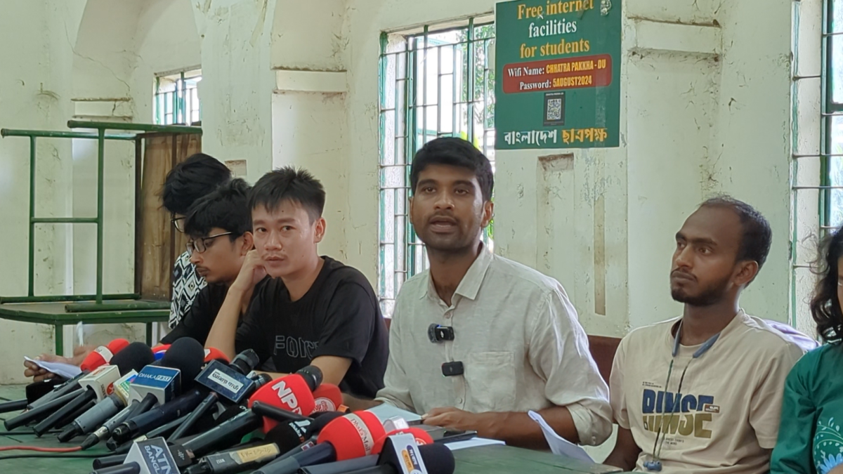 ডাকসু নির্বাচনের অনিয়ম ও অসঙ্গতির কথা জানালেন মেঘমল্লার বসু