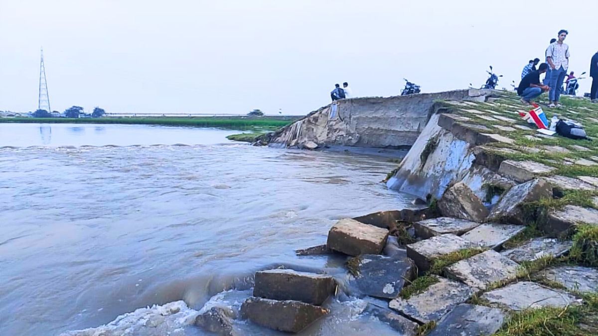 দ্বিতীয় তিস্তা সেতু রক্ষা বাঁধ নদীগর্ভে, ঝুঁকিতে হাজারো মানুষ