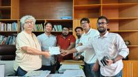 ২ দাবিতে ইউজিসিতে জবি ছাত্রদলের স্মারকলিপি প্রদান