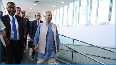 নিউইয়র্ক সফর শেষে ঢাকায় ফিরছেন প্রধান উপদেষ্টা