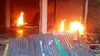সাবেক এমপি নুর উদ্দিন চৌধুরীর বাড়িতে আবারও আগুন