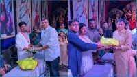 ধামরাইয়ে পূজা মণ্ডপে ঘুরে শুভেচ্ছা বিনিময় এনসিপি নেতার