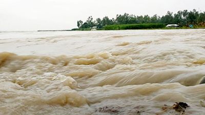 আগামী ৭২ ঘণ্টায় ভারী বৃষ্টিপাত ও ৫ জেলায় প্লাবনের শঙ্কা