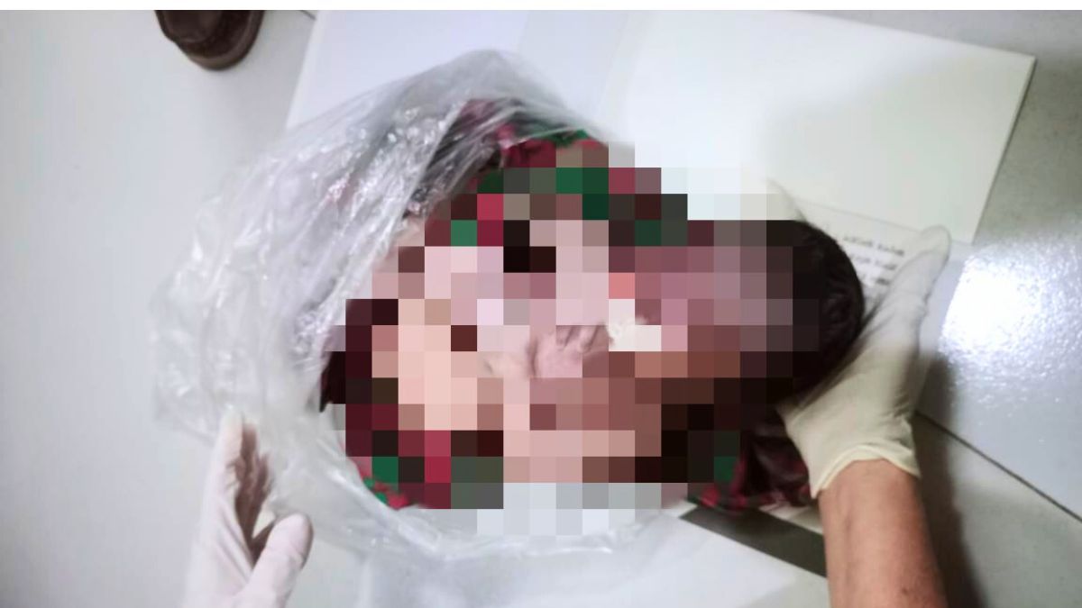 কালীগঞ্জে হাসপাতালের টয়লেট থেকে নবজাতকের মরদেহ উদ্ধার