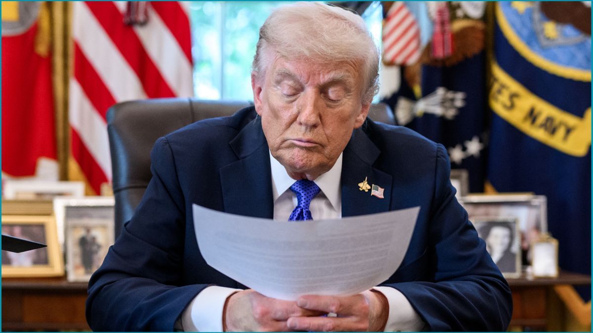 ইসরায়েলকে অবিলম্বে গাজায় বোমাবর্ষণ বন্ধ করতে হবে : ট্রাম্প