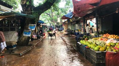 হিলিতে টানা বৃষ্টিতে জনজীবন স্থবির