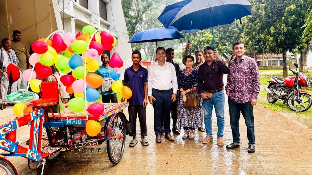 নতুন ভ্যান পেলেন সেই জিহাদুল