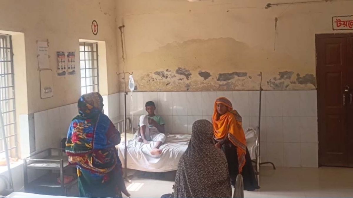 মেহেরপুরে ছাত্রকে মারপিটের অভিযোগ মাদ্রাসা শিক্ষকের বিরুদ্ধে