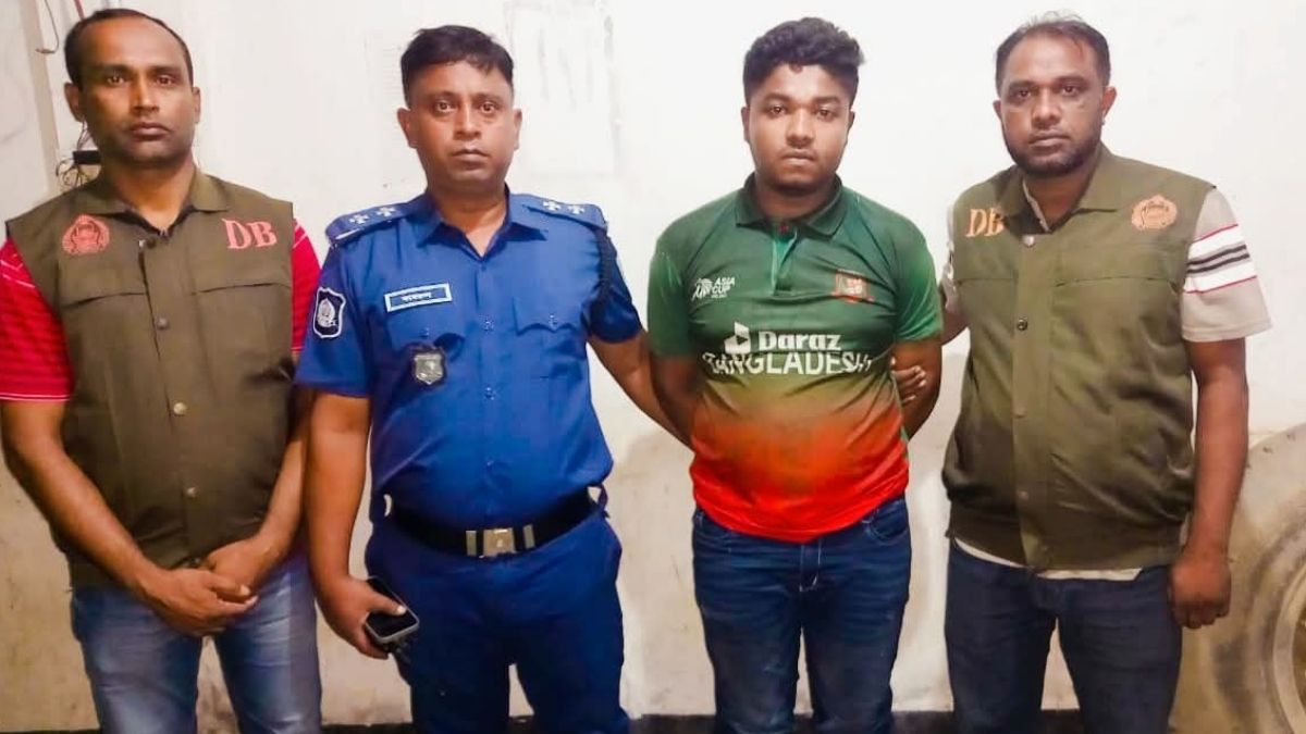 বগুড়ায় যাত্রীবাহী বাসে ধর্ষণের ঘটনায় নতুন মোড়, পুলিশ বলছে শ্লীলতাহানির চেষ্টা