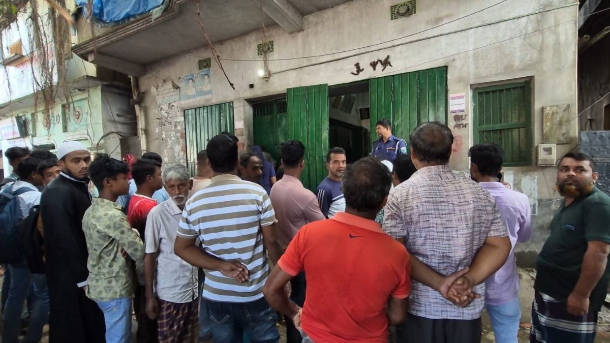 বগুড়ায় ডাকাতির পর বৃদ্ধাকে শ্বাসরোধে হত্যা