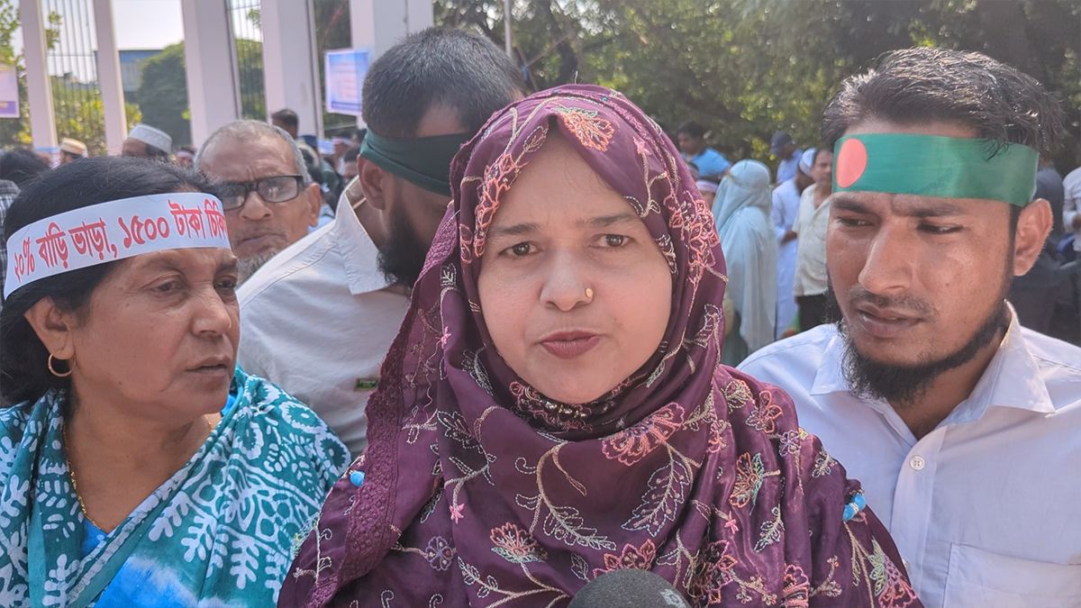 ‘আ.লীগের সাথে আমরা জড়িত না, শিক্ষক জাতি রাজনীতি বুঝি না’