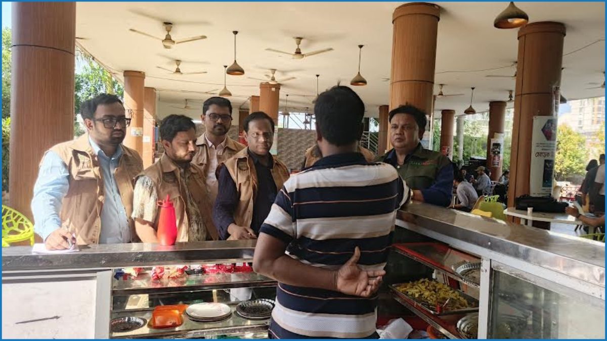 ডিআইইউ ক্যানটিনে স্বাস্থ্য ও খাবারের মান তদারকি