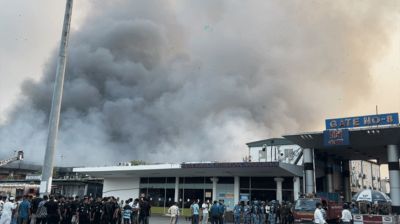 ঢাকার শাহজালাল বিমানবন্দরে আগুন, ফ্লাইট ওঠানামা বন্ধ