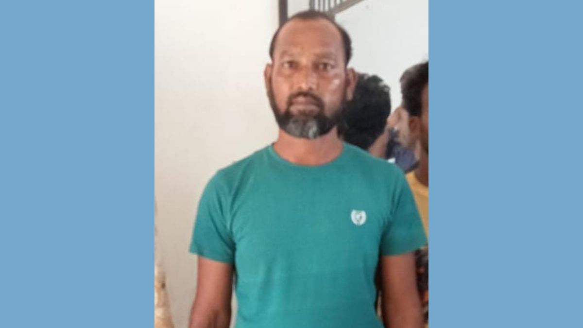 ফেনীতে গরু চুরির মামলায় স্বেচ্ছাসেবক দল নেতা গ্রেপ্তার