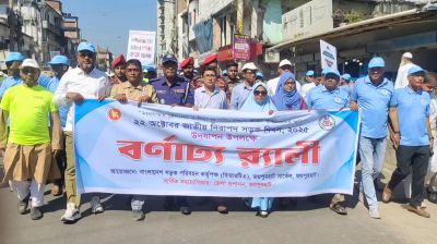 হেলমেট ব্যবহার ও ট্রাফিক আইন মানার ওপর জোর