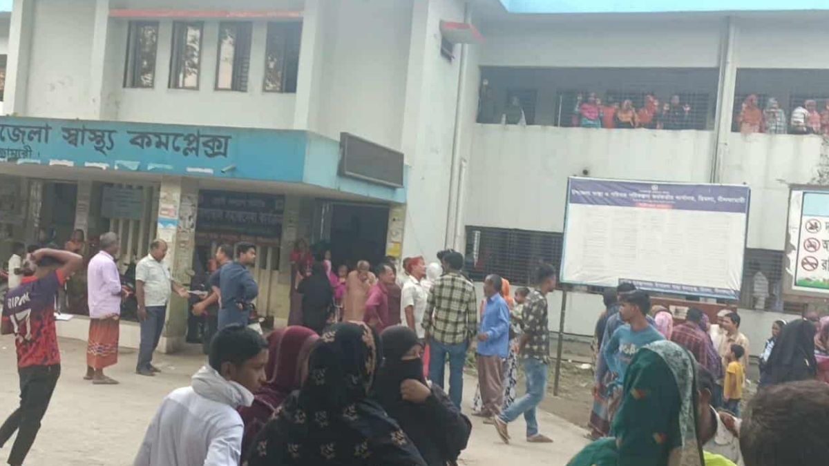 নীলফামারীতে পিকআপচাপায় নানী-নাতনির মৃত্যু