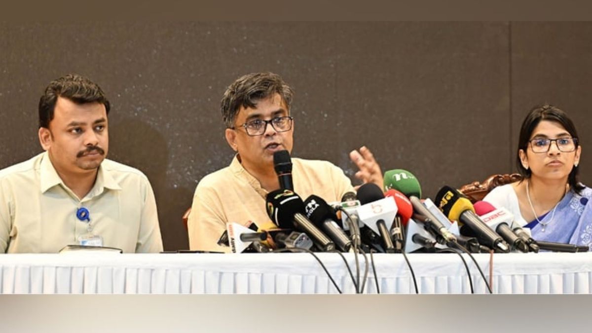 নির্বাচন বানচালের যে কোনো ষড়যন্ত্র মোকাবিলা করা হবে : প্রধান উপদেষ্টা