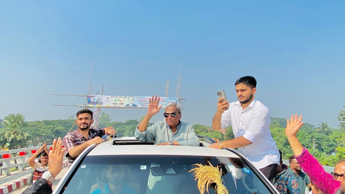 টঙ্গীবাড়ীতে জাতীয় বিপ্লব ও সংহতি দিবস উপলক্ষে র‌্যালি ও সমাবেশ